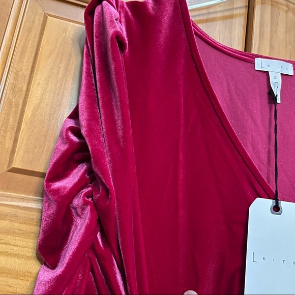 Leith Fuscia Velvet Dress 1X NWT - Picture 4 of 7